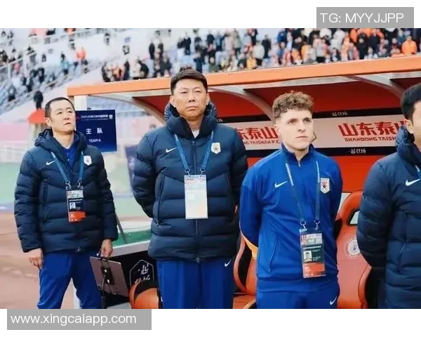 泰山队新任代理主教练确定为助教唐田将与谢文共同出席发布会